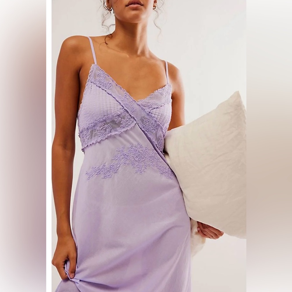 NWOT Free People Intimately FP Going Steady Slip (XS)